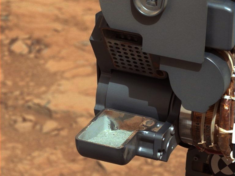 Ecco la prima roccia perforata da Curiosity