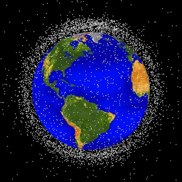 Una rete magnetica per pescare i detriti spaziali