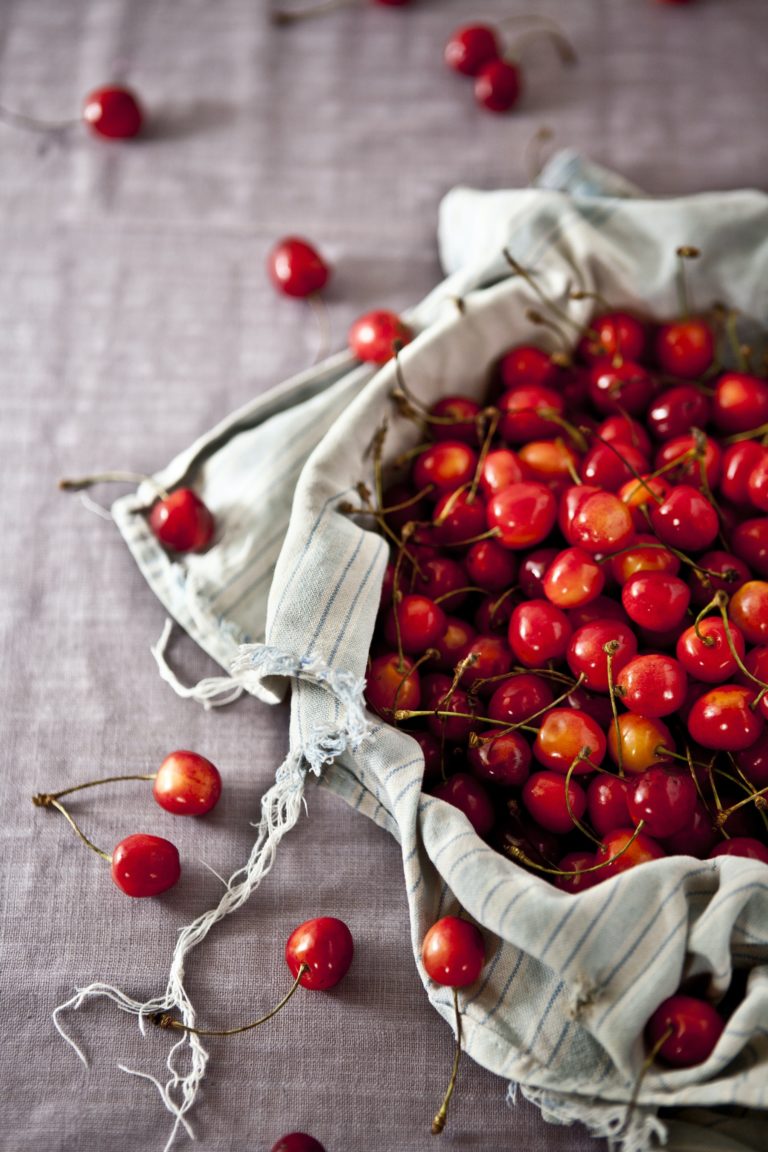 La fisica spiega come provocare “valanghe” di frutta